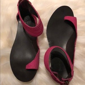 Elizabeth and James Sandals